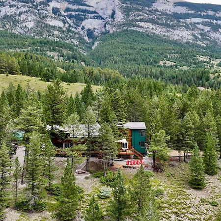 Canmore Alpine Hostel - Alpine Club Of Canada المظهر الخارجي الصورة