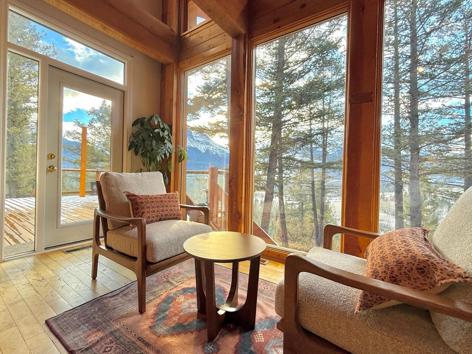 Canmore Alpine Hostel - Alpine Club Of Canada المظهر الخارجي الصورة